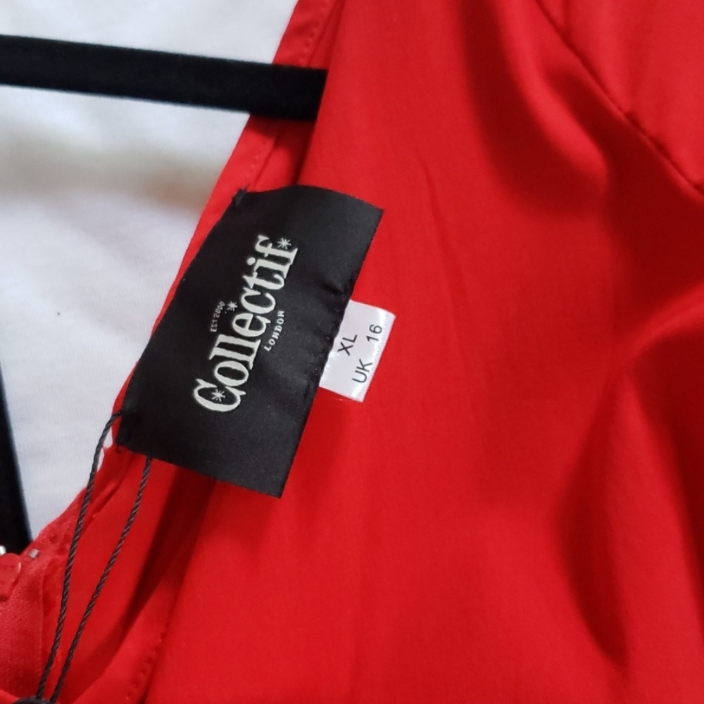 Vintage dress w tags